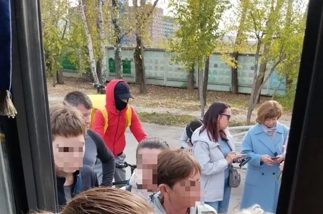 Жители деревень под Тюменью ждут дополнительный автобус до 2027 года
